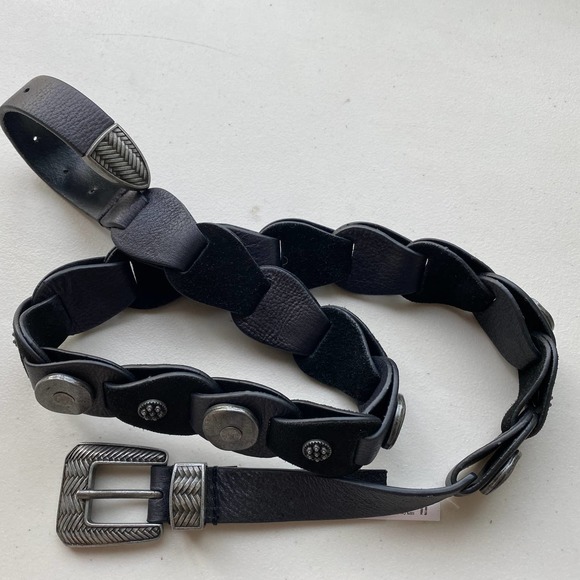 NEW without Tag - Free People Medallion Black Leather Belt M/L - Picture 1 of 10
